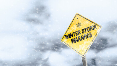 Огромна зимна буря минава над Северна Америка