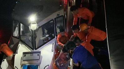 Ферибот с над 350 пътници потъна във Филипините, има загинали (ВИДЕО+СНИМКИ)