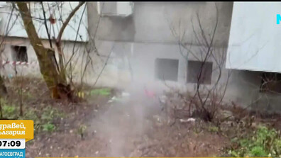 Гейзери пред блока: Жители на "Дианабад" алармират за сериозни водопроводни повреди