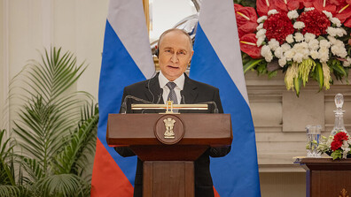 Кремъл: Путин е отворен за идеята за среща със Зеленски, ако тя се състои в Москва