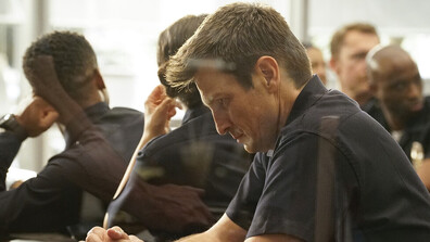 Открадната самоличност в „Новобранецът“