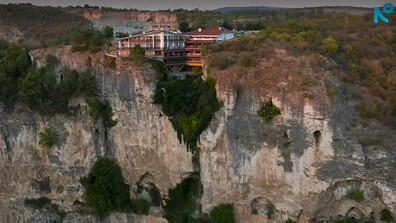 "Нищо лично": Сграда, вградена в скалите на Искърското дефиле, получава нов живот (ВИДЕО)
