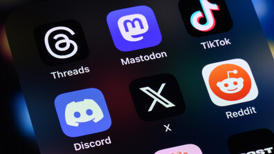 Френската прокуратура извършва обиски в офиси на X във Франция