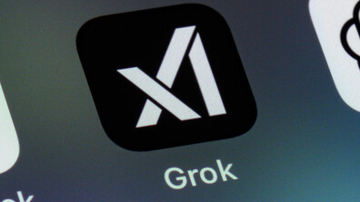 Британски регулатор започва разследване на X заради сексуални фалшиви профили на Grok AI