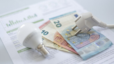 Започват проверки на сметките за ток на битовите потребители