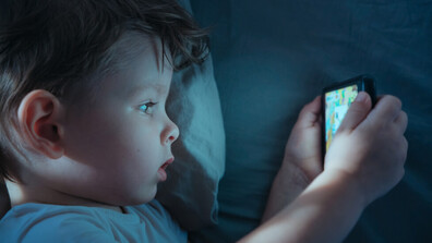 Нов доклад поставя фокус върху дигиталното благосъстояние на децата