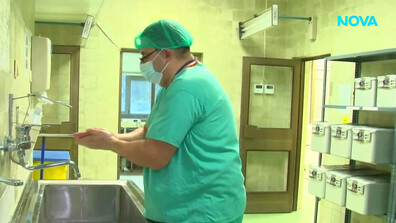 След 18 години във Великобритания: Хирург се завърна в Бургас