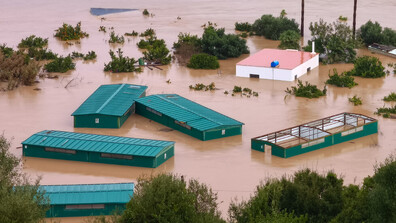 Испания обявява за зона на бедствие всички общини, засегнати от бурите