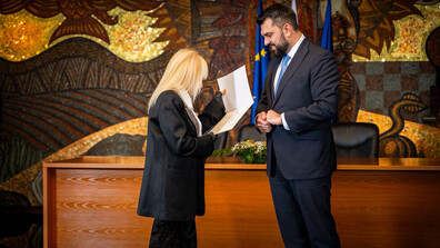 Лили Иванова бе удостоена със „Златна лаврова клонка“ (СНИМКА)