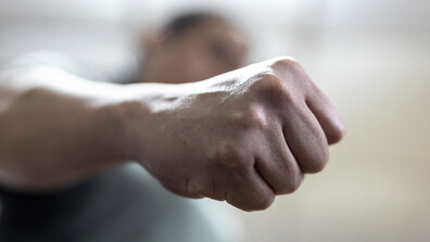 Задържаха баща от Брезово, ударил шамар на съученик на сина му