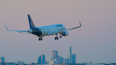 Отмяна и закъснения на много полети в Германия