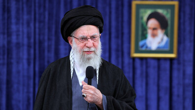 "Смърт на Хаменей": Репортер направи грешка в ефир, уволниха шеф в държавната телевизия на Иран