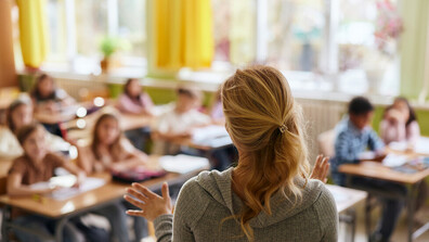 От КТ „Подкрепа“ настояват за облекчаване на учебните програми и ограничаване на социалните мрежи до 18 години