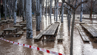 Осмата буря, ударила Иберийския полуостров за тази година, взе жертва в Барселона