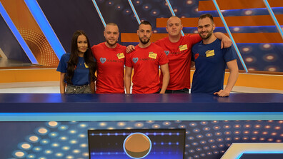 Ла Фамилия предизвикват Скандалджиеви в "Семейни войни"