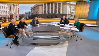 Служебният кабинет: Временна администрация или чернова за бъдеща коалиция?