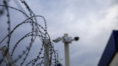 Шестима европейски активисти, разследвали условията в затворите в Турция, бяха арестувани