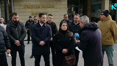 Протест преди първото съдебно заседание след катастрофата с 3 жертви на Околовръстното в Пловдив