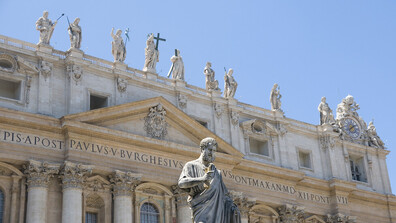 Хиляди плочки и месеци труд: Тайното ателие на Ватикана (ВИДЕО)