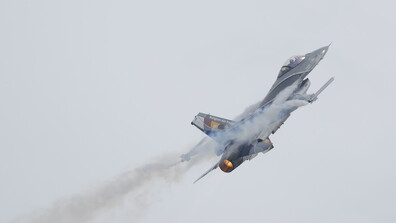 Турски F-16 се разби след излитане, пилотът е загинал