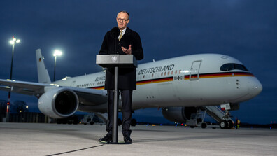 Канцлерът на Германия пристигна в Китай