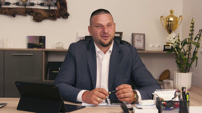 Прикритието на „аватара“ е застрашено в „Шеф под прикритие“