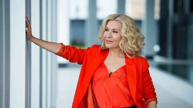 „На кафе“ с Анелия, Алек Алексиев и Симона от „Като две капки вода“