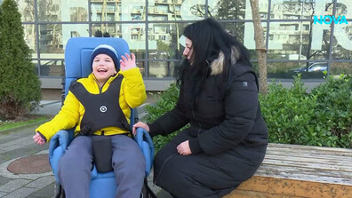 ЗОВ ЗА ПОМОЩ: 9-годишният Ники се нуждае от средства, за да може да проходи отново