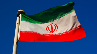 Техеран атакува американски бази в Ирак и Персийския залив