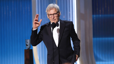 „Не е ли малко рано?": Харисън Форд получи едно от най-големите отличия в кариерата си (ВИДЕО+СНИМКИ)