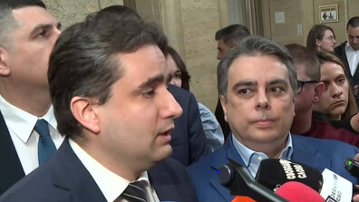 ПП и ДБ се регистрираха за парламентарните избори, отново ще са в коалиция