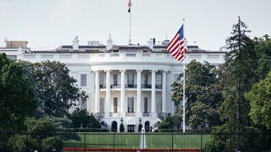 Белият дом отрече САЩ да планират използването на ядрено оръжие срещу Иран