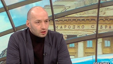 Димитър Ганев: Радев ще се държи дистанцирано по време на предизборната кампания