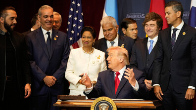 Тръмп предлага ракетни удари срещу наркокартелите