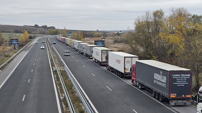 Задръствания от товарни автомобили на ГКПП „Капитан Андреево“