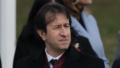 Корман Исмаилов: Над 60% от служителите в пощите са на минимална заплата, а директорът взема над 7600 евро