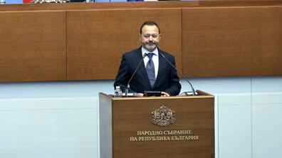 Николай Найденов се закле като служебен министър на регионалното развитие