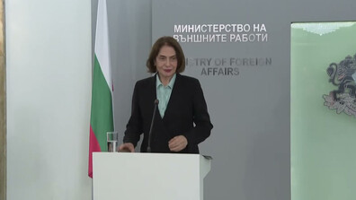 Евакуират 170 души със специален полет от Рияд за София