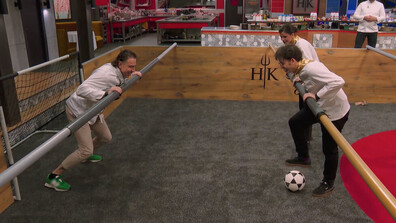 Футболни емоции връхлитат звездните кулинари в Кухнята на Ада