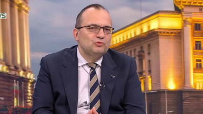 Димитров: Средствата за компенсации заради скъпите горива да се вземат от по-високите приходи от ДДС