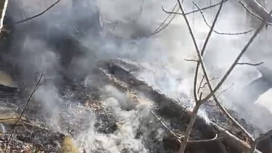 Втори ден гори труднодостъпна местност в Троянско