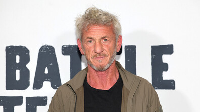 Шон Пен е в Киев