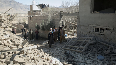 Афганистан: Пакистански удар по болница отне живота на над 400 души