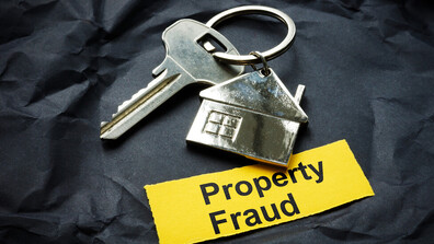 Схема с имоти за над 116 000 лв.: 8 години затвор за жена, измамила 82-годишна пенсионерка