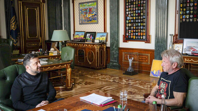 Шон Пен се срещна с Володимир Зеленски (ВИДЕО+СНИМКИ)