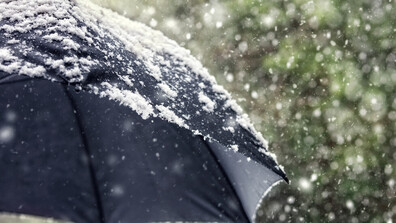 Баба Марта си отива с дъжд и сняг