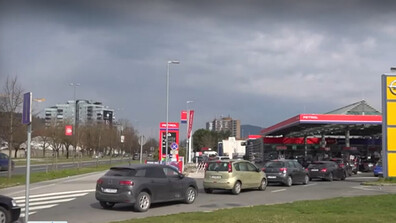 Словения ограничи зареждането на гориво заради недостиг