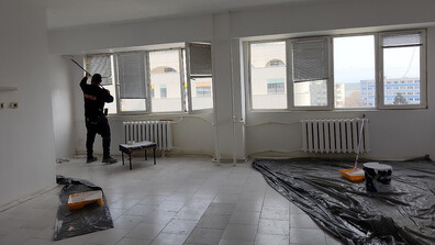 Строителни фирми подаряват ремонти на болнични стаи в УМБАЛ Бургас