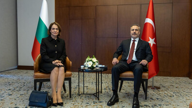 Външните министри на България и Турция обсъдиха миграцията и сигурността