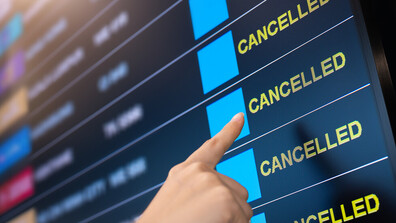 Силен дъжд отмени полети от и до истанбулското летище